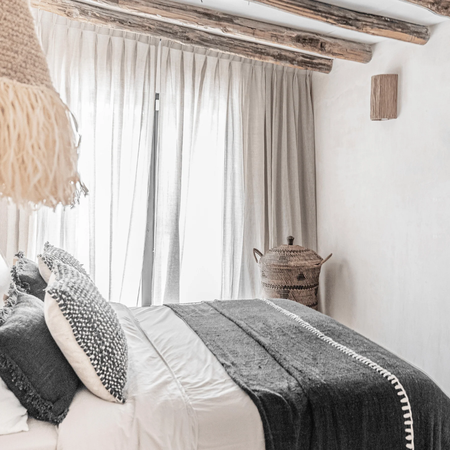 Seagrass Wall Lamp | 20x30cm - Image 4