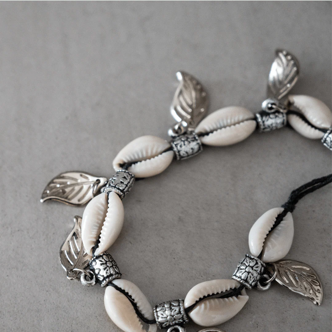 Seashell Anklet | Black - Image 3